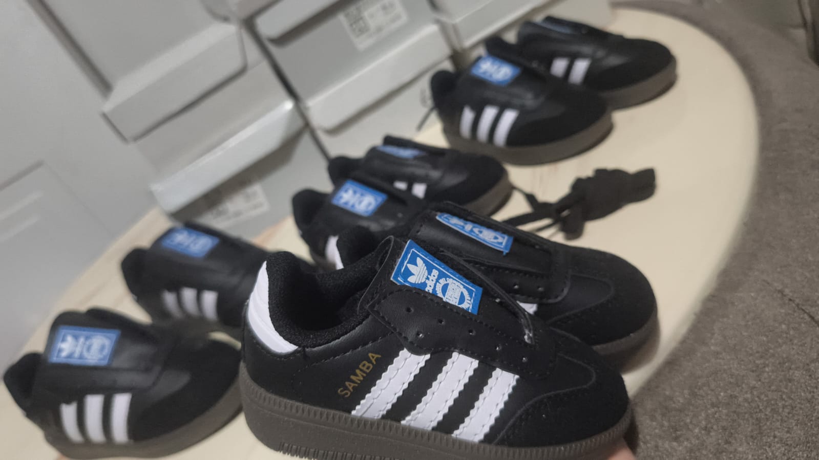 Adidas Samba model çocuk ayakkabı
